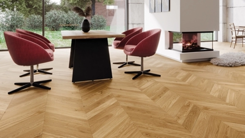 Porysowane panele? Sprawdź, jak je zamaskować! - 0.jpg