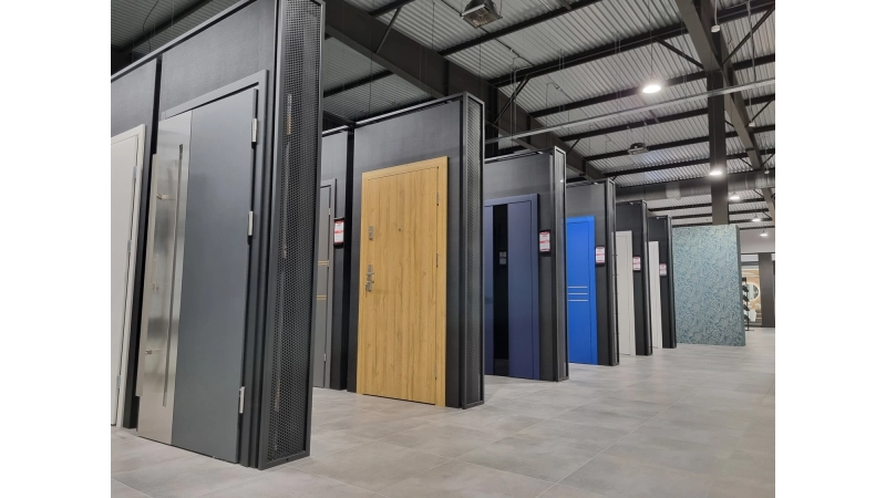 Otworzyliśmy trzeci salon Bel-Pol z drzwiami i podłogami w