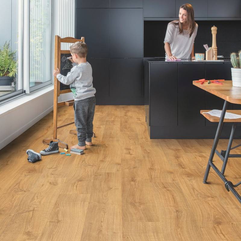 Panele winylowe SPC LVT z podkładem Dąb Jesienny Miodowy K